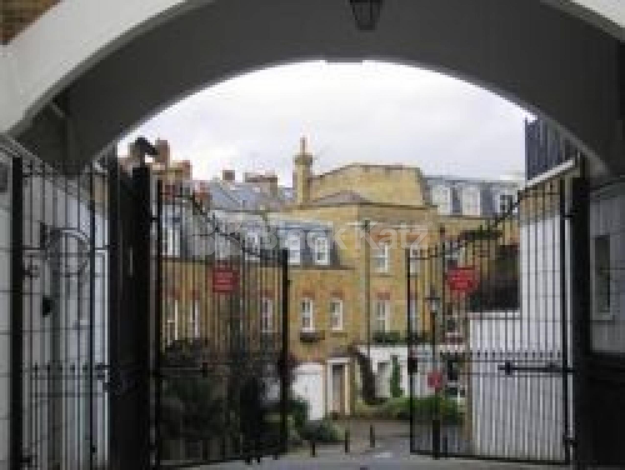 			REDUCED PRICE!!, 1 Bedroom, 1 bath, 1 reception Flat			 Byron Mews, HAMPSTEAD NW3 Nw3
